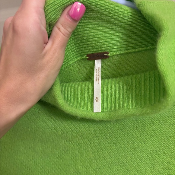 Free People Cashmere Tunic - Size Medium - Picture 2 of 4